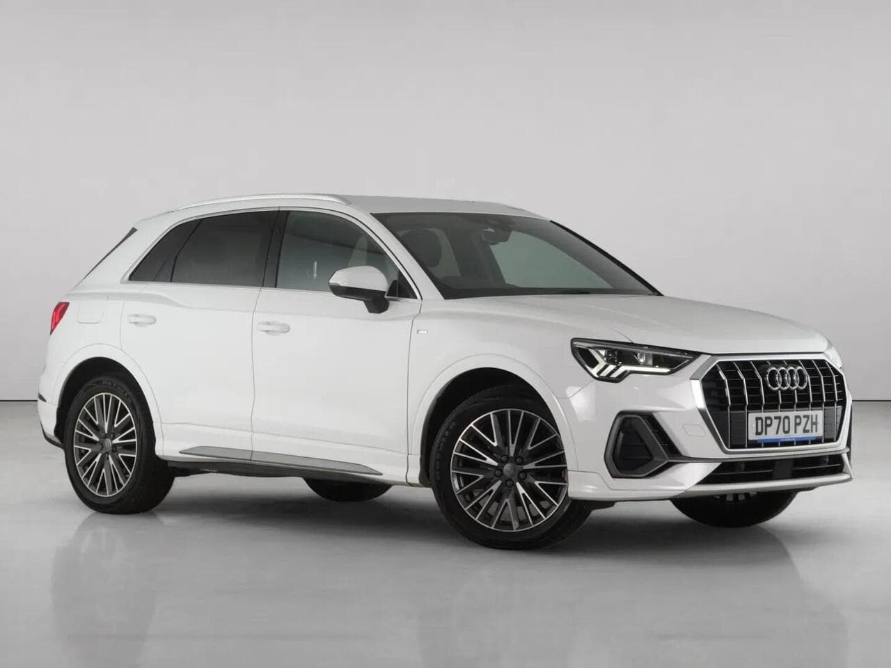 Audi Q3 - Audi Q3 1.5 TFSI CoD 35 S line SUV 5dr Petrol S Tronic Euro 6 (s/s) (150 ps)