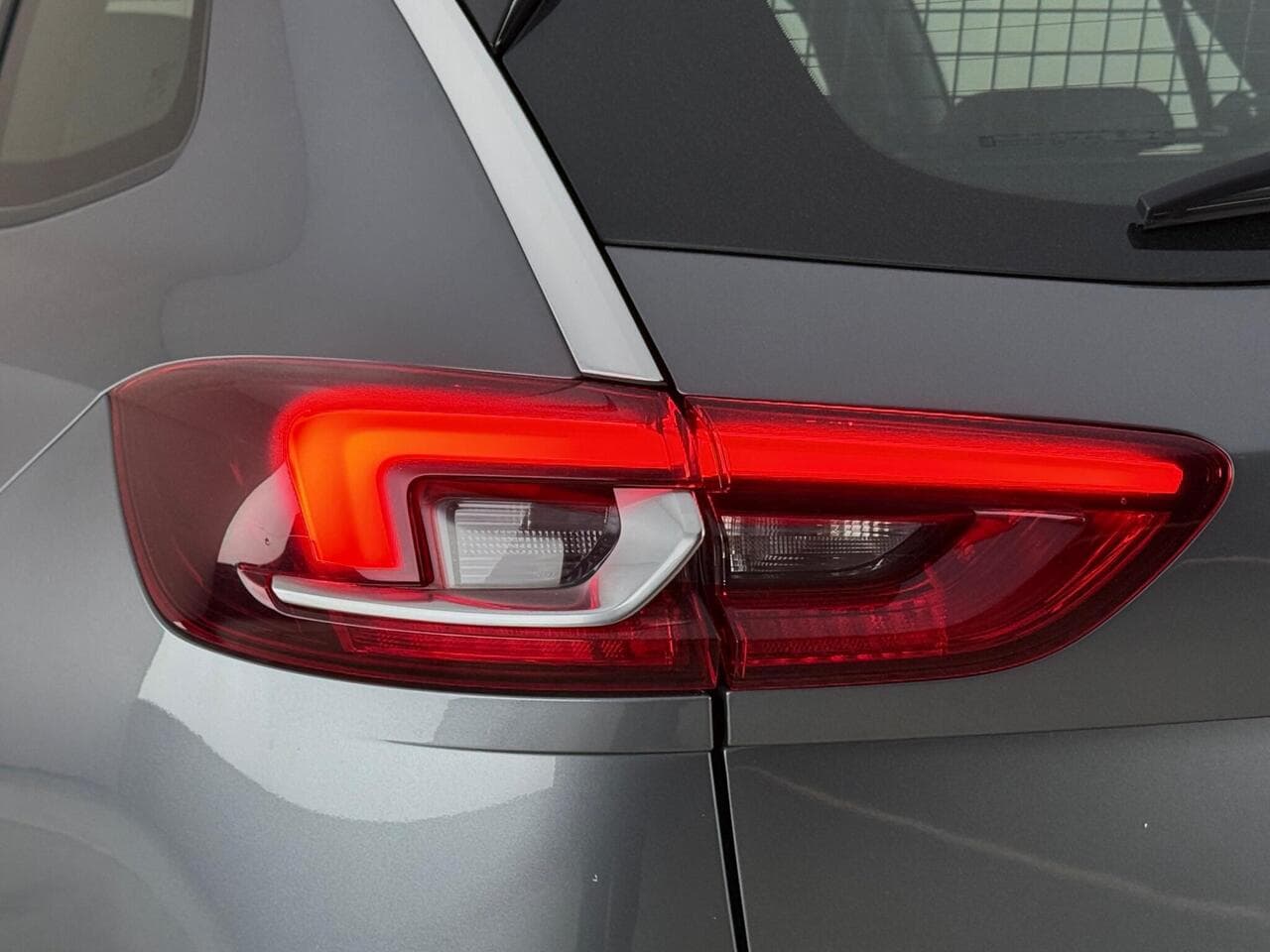 Vauxhall Insignia thumbnail Lights Rear