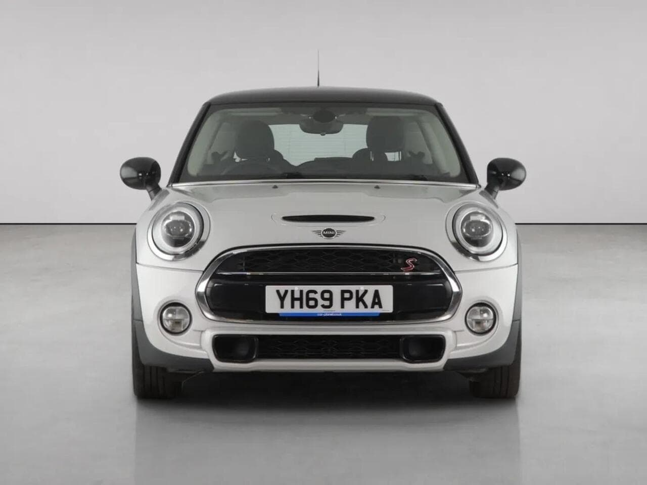 MINI Hatch thumbnail Front