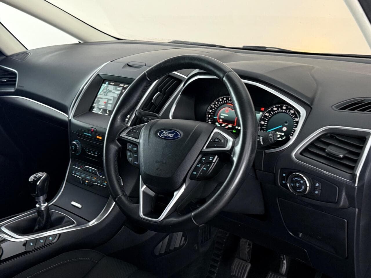 Ford S-Max thumbnail Interior Front