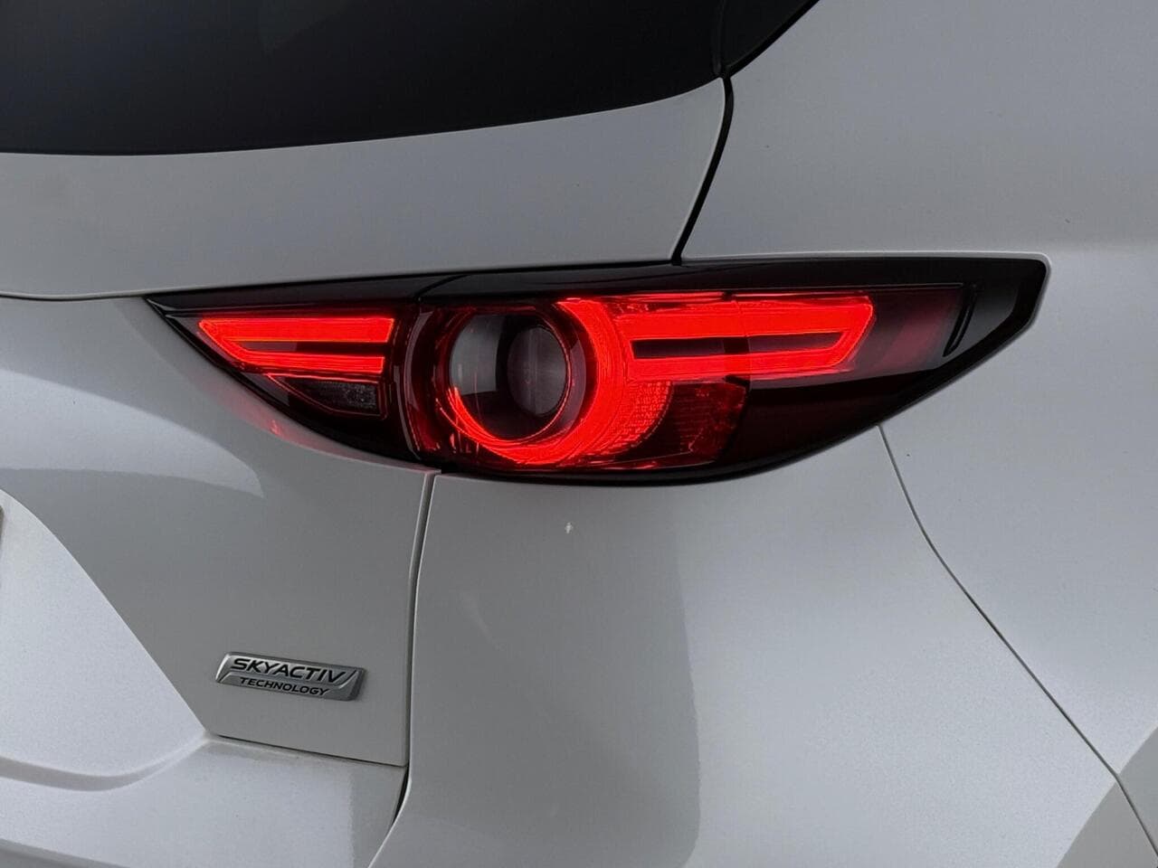 Mazda CX-5 thumbnail Lights Rear