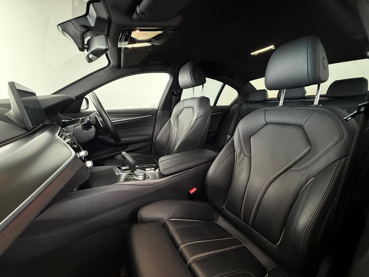 BMW 5 Series thumbnail Seat Front Passenger