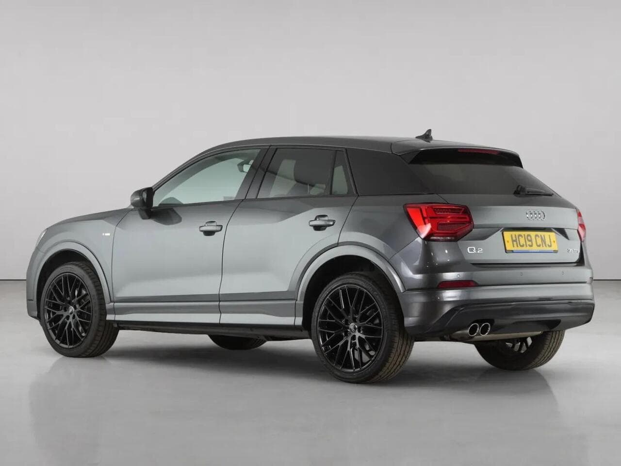 Audi Q2 thumbnail Rear Left