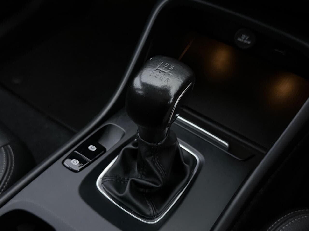 Volvo XC40 thumbnail Interior Front