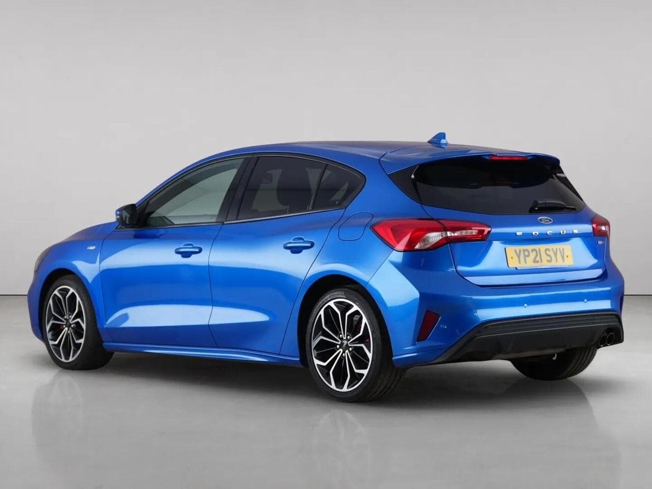 Ford Focus thumbnail Rear Left