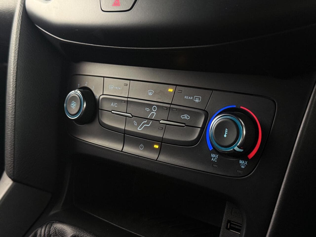 Ford Focus thumbnail Misc Controls