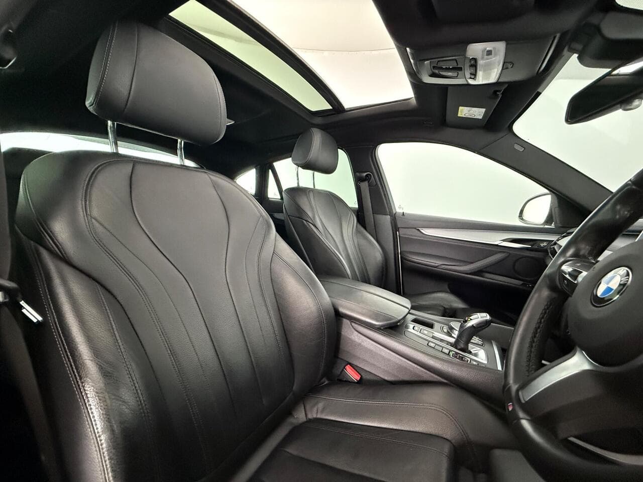 BMW X6 thumbnail Seat Driver