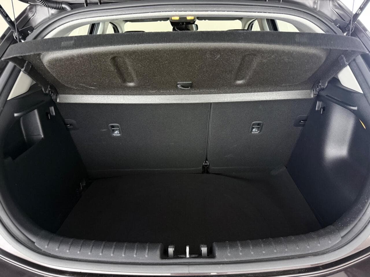 Kia Rio thumbnail Boot