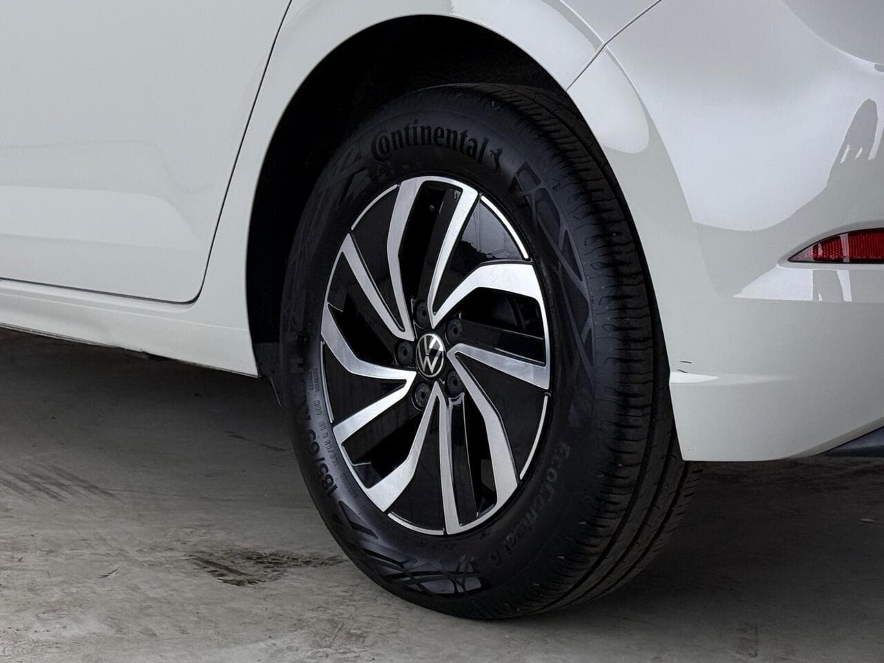 Volkswagen Polo thumbnail Wheel