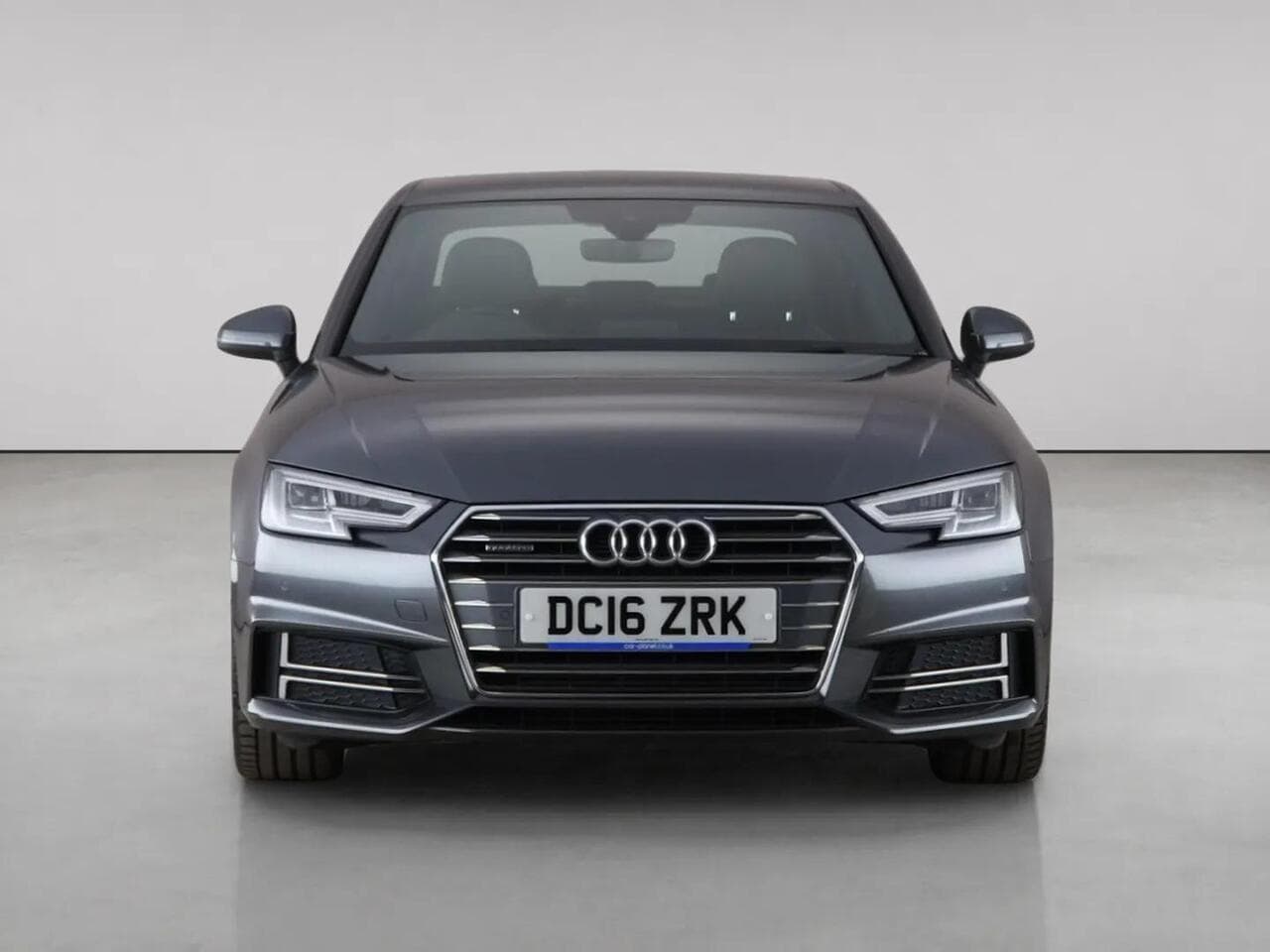 Audi A4 thumbnail Front