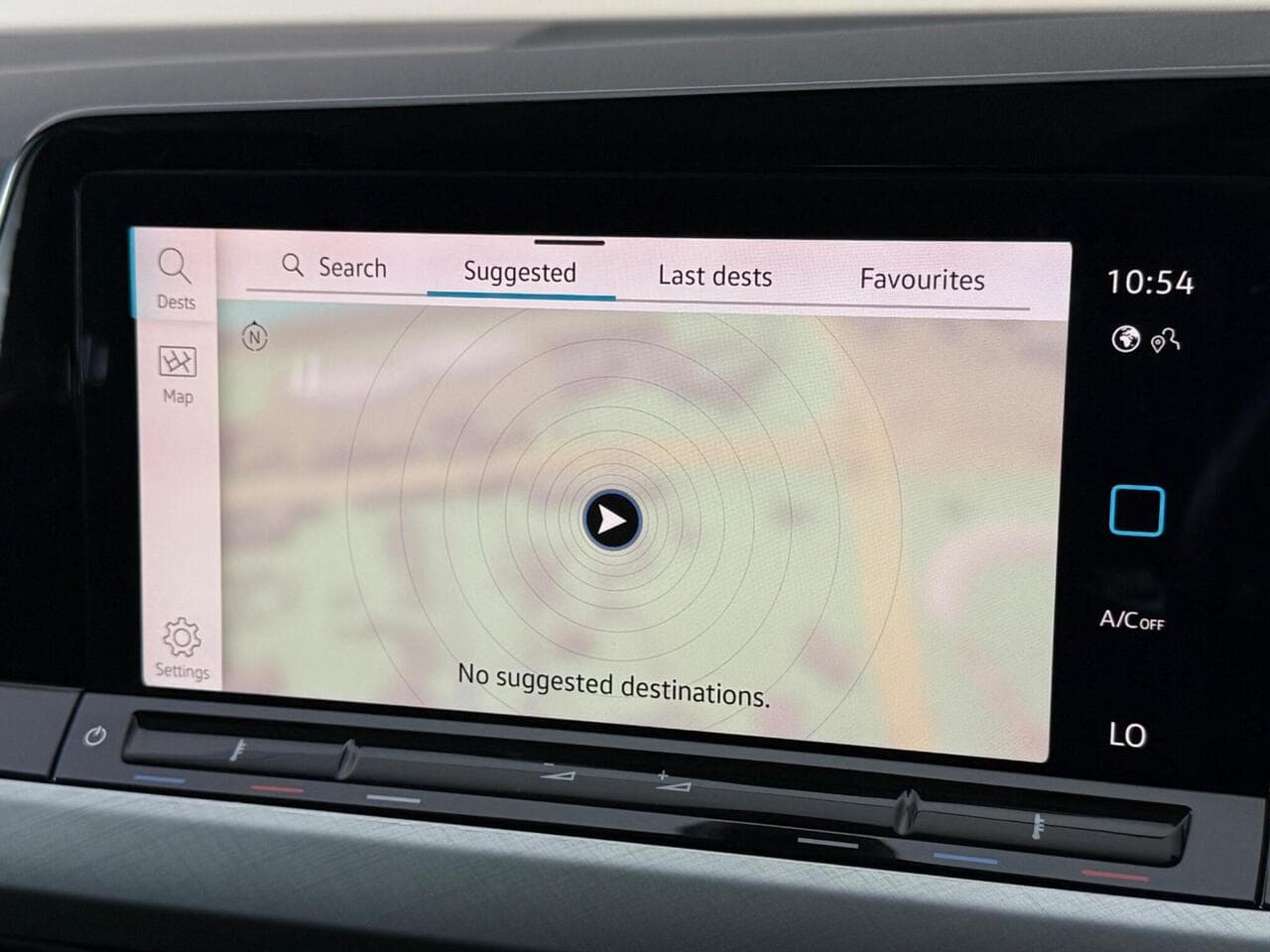 Volkswagen Golf thumbnail Infotainment System