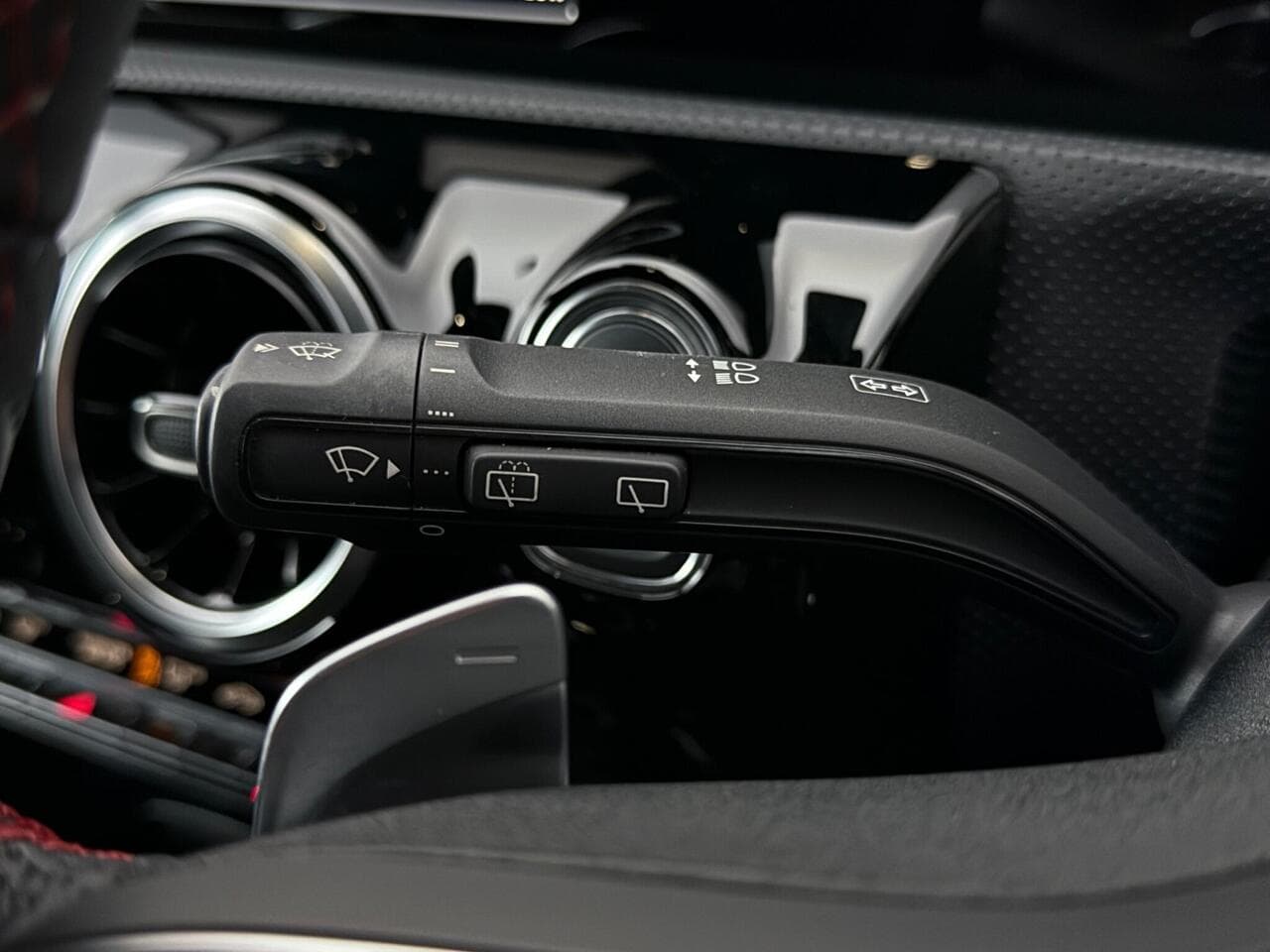 Mercedes-Benz A Class thumbnail Misc Controls