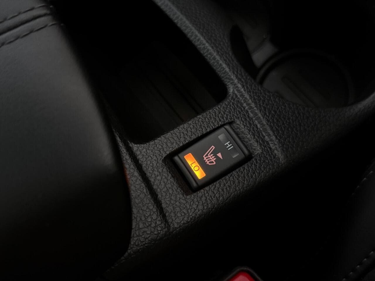 Nissan Qashqai thumbnail Misc Controls