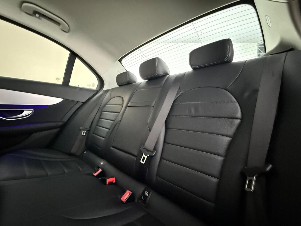 Mercedes-Benz C Class thumbnail Seats Rear