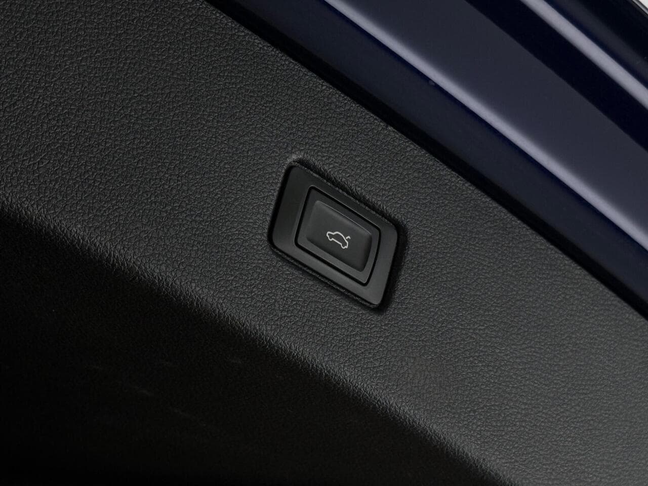 Audi Q7 thumbnail Misc Controls