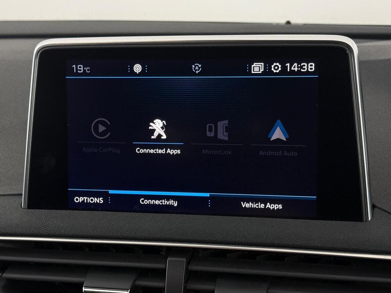 Peugeot 3008 thumbnail Infotainment System