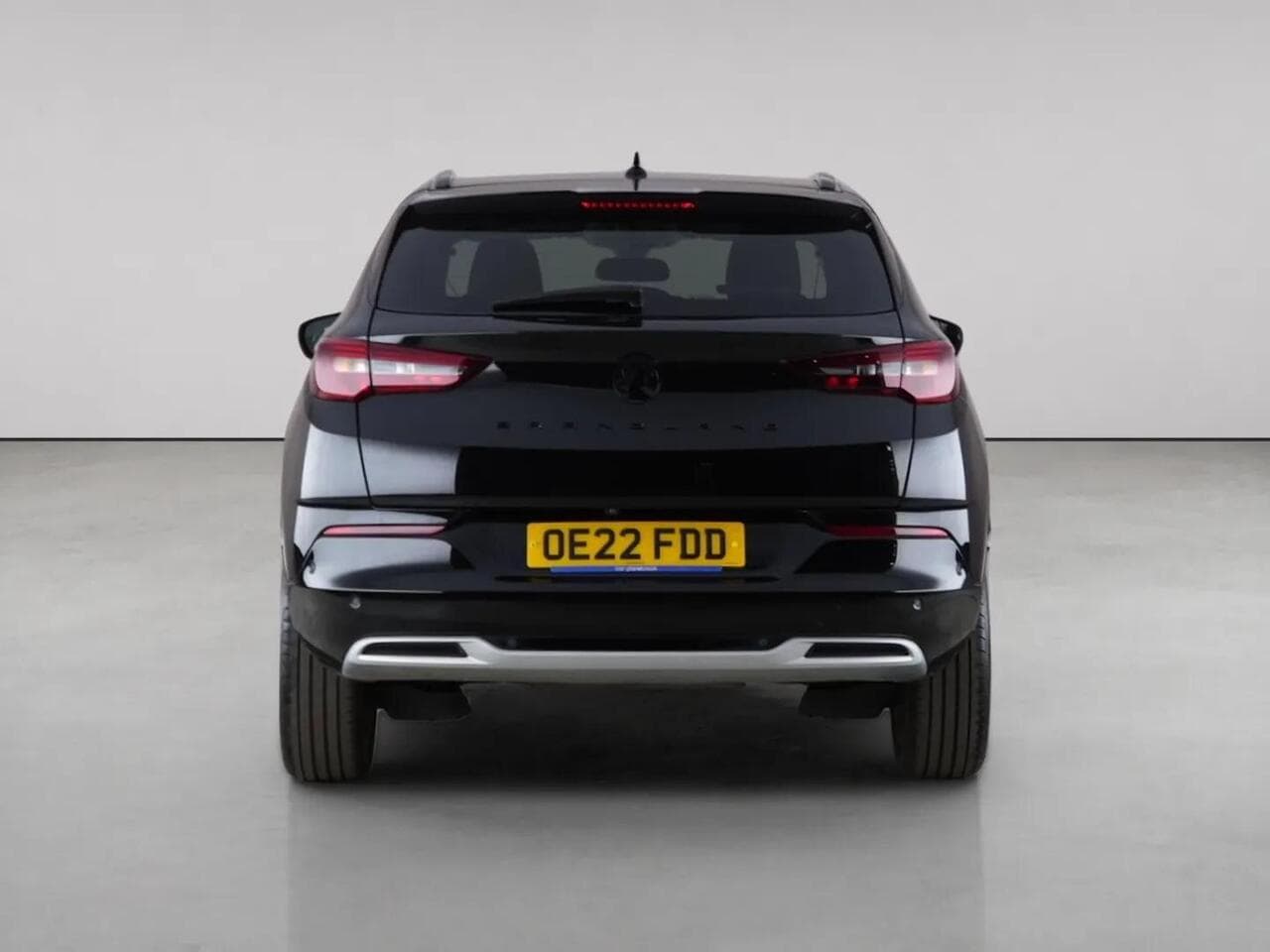 Vauxhall Grandland thumbnail Rear