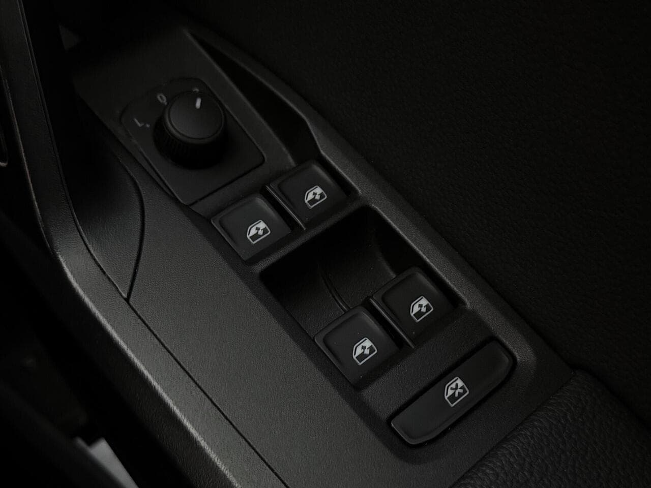 SEAT Arona thumbnail Misc Controls