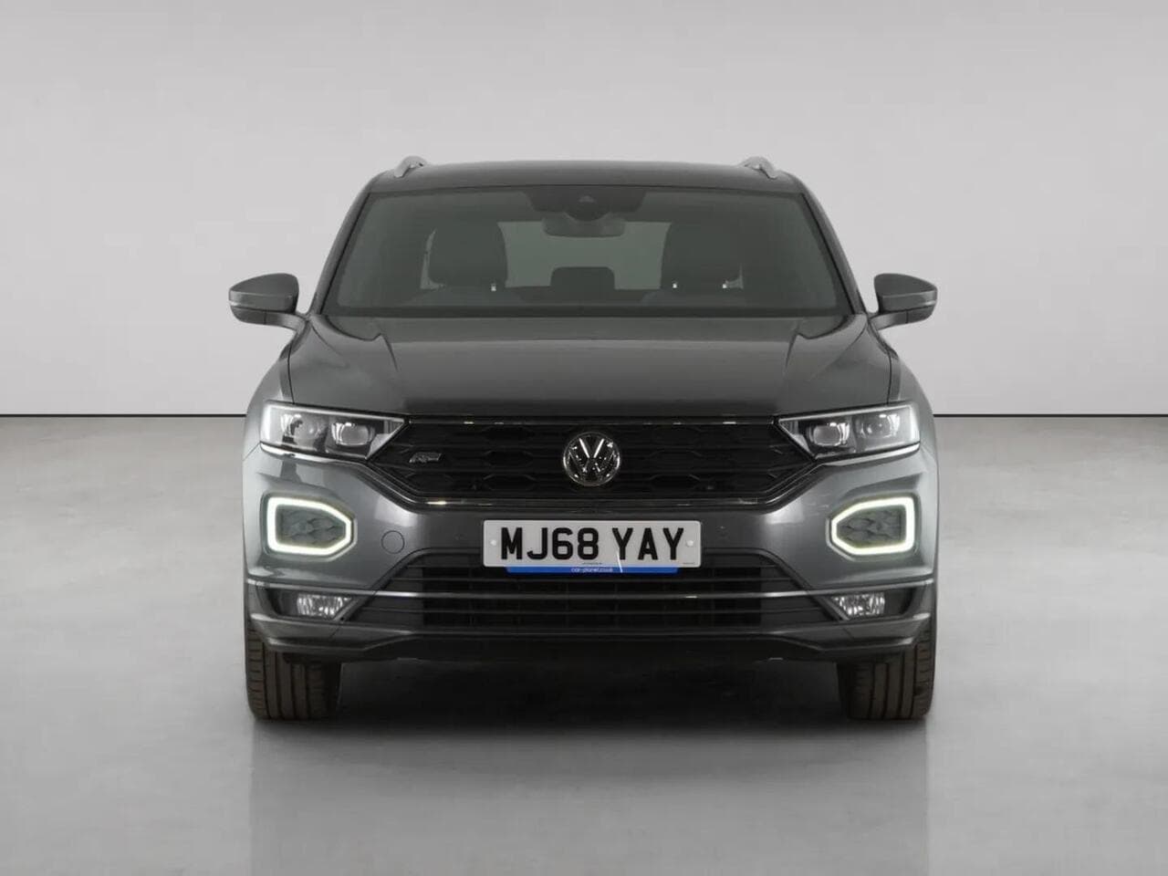 Volkswagen T-Roc thumbnail Front