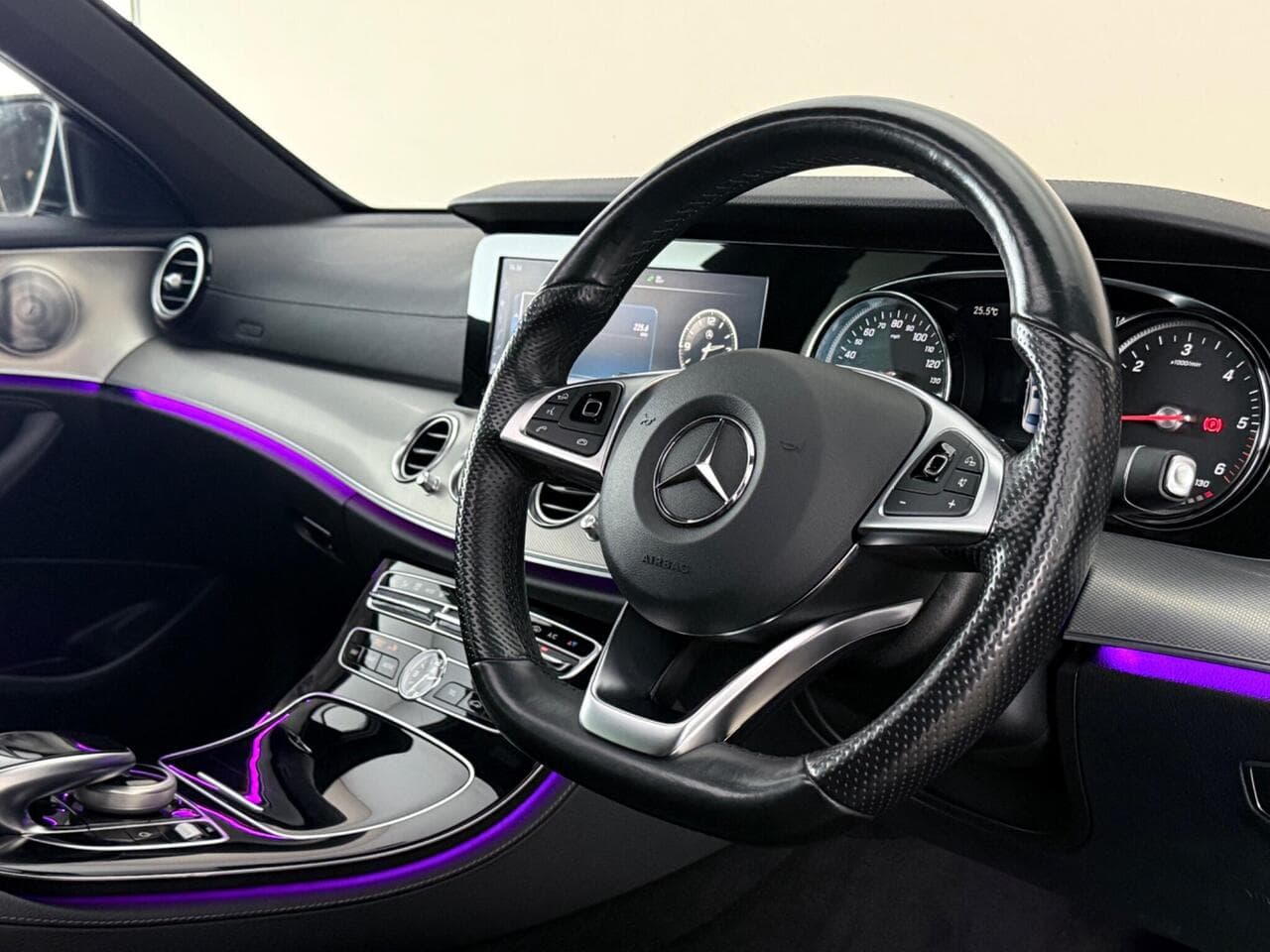 Mercedes-Benz E Class thumbnail Inconclusive