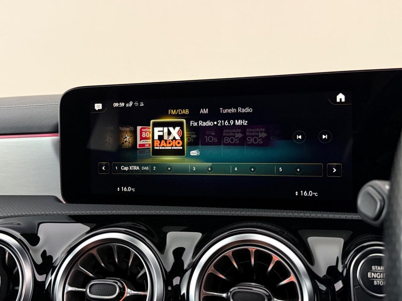 Mercedes-Benz CLA thumbnail Infotainment System