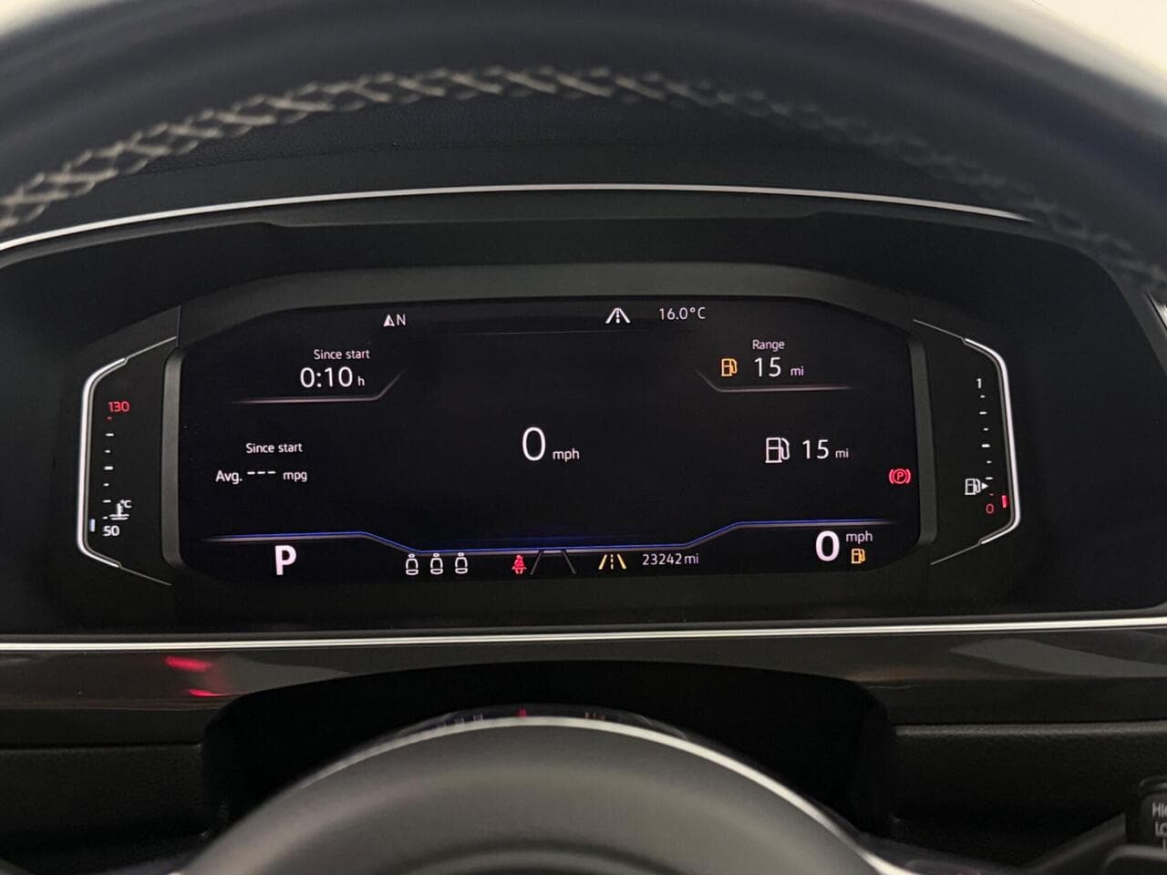 Volkswagen Tiguan thumbnail Driver Instruments
