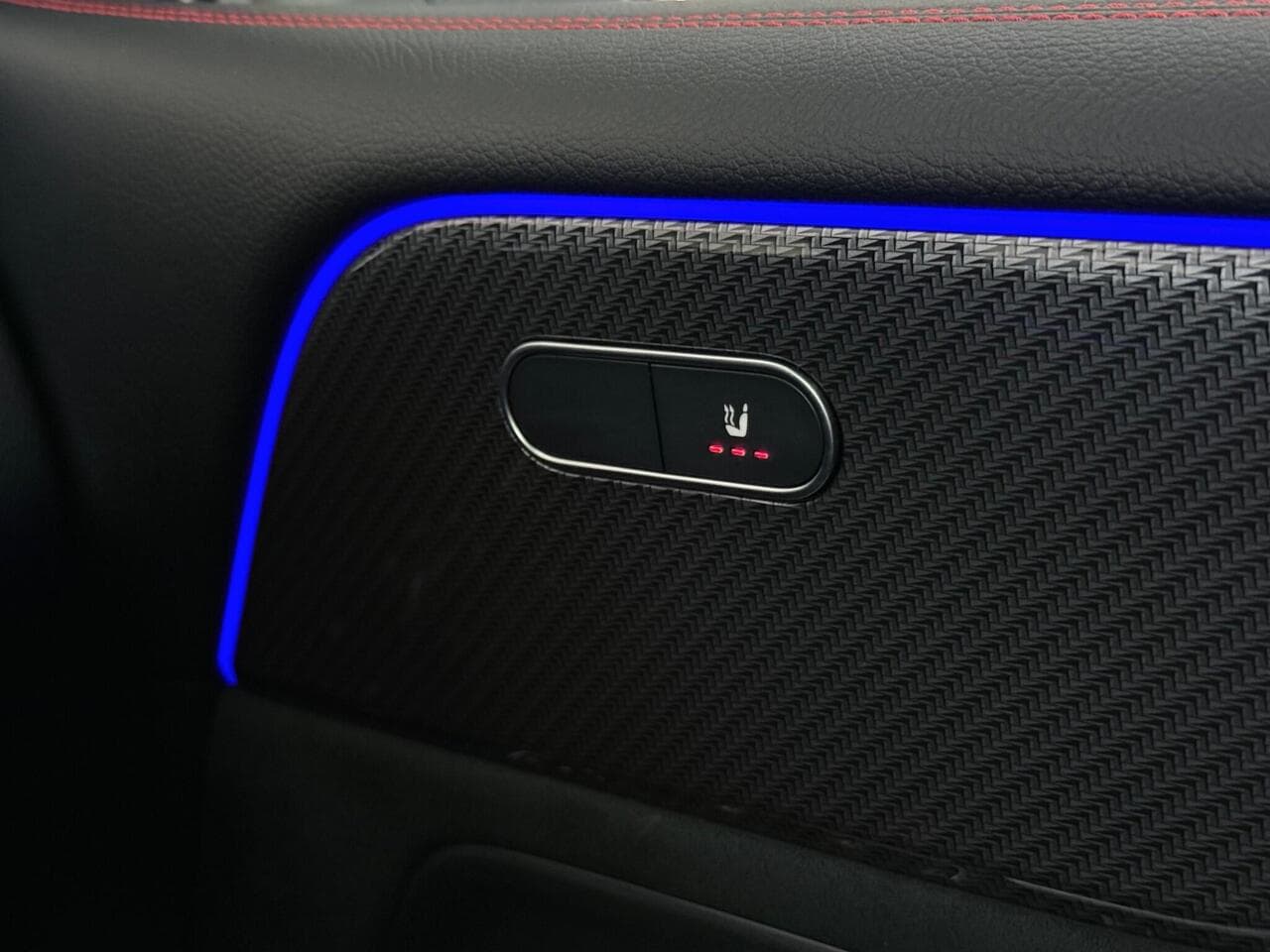 Mercedes-Benz GLB thumbnail Misc Controls