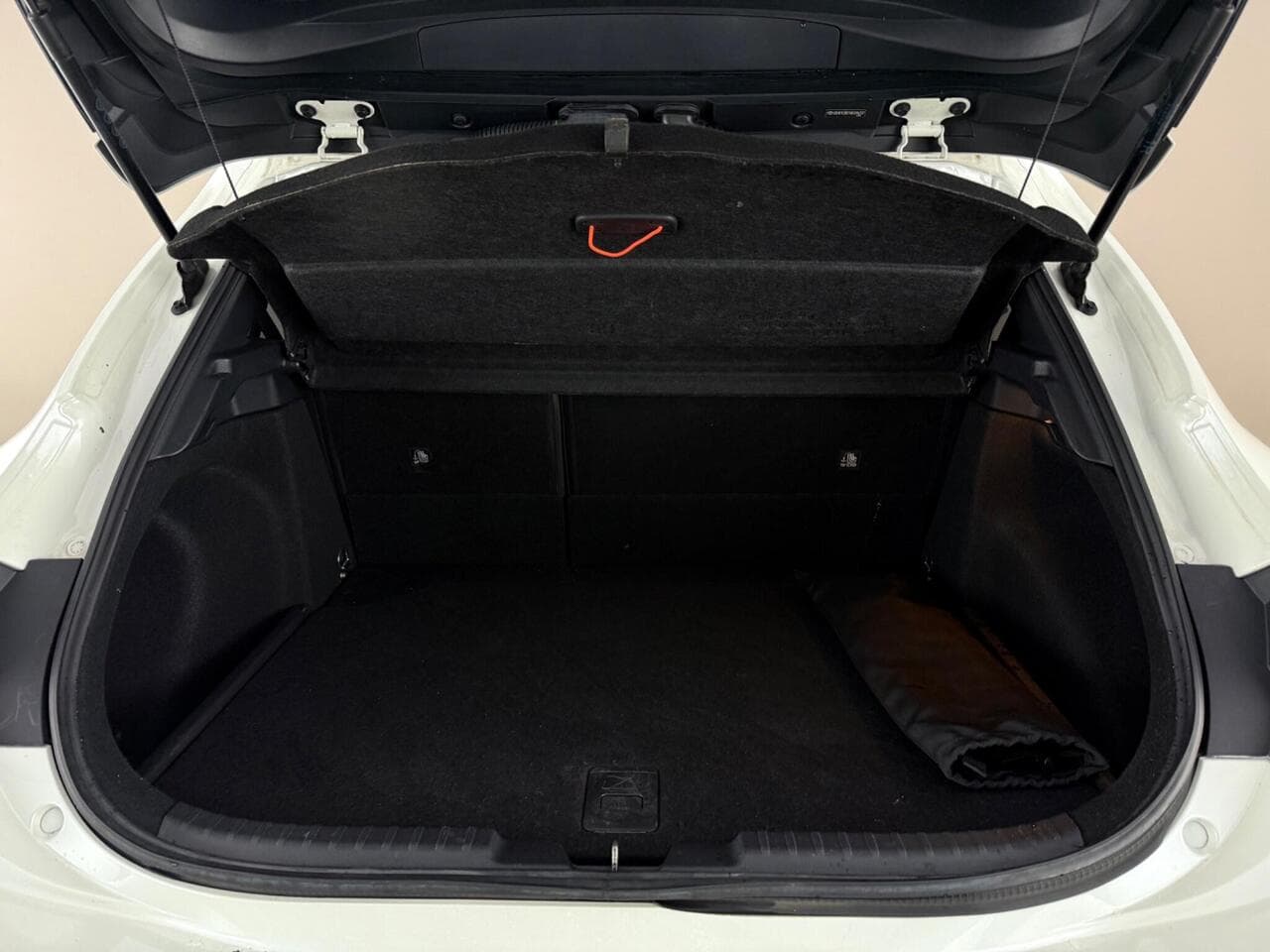 Toyota Corolla thumbnail Boot