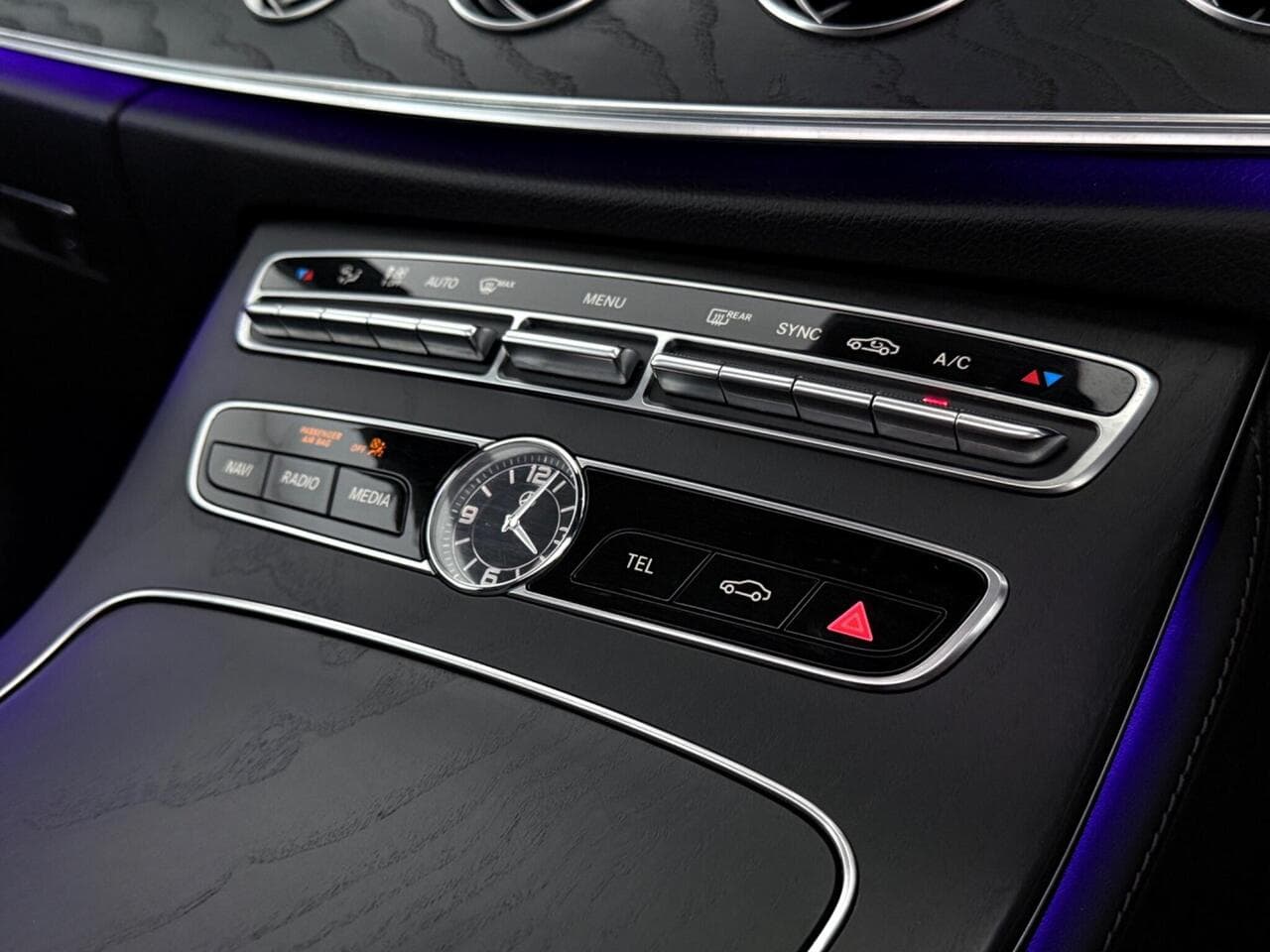 Mercedes-Benz E Class thumbnail Misc Controls
