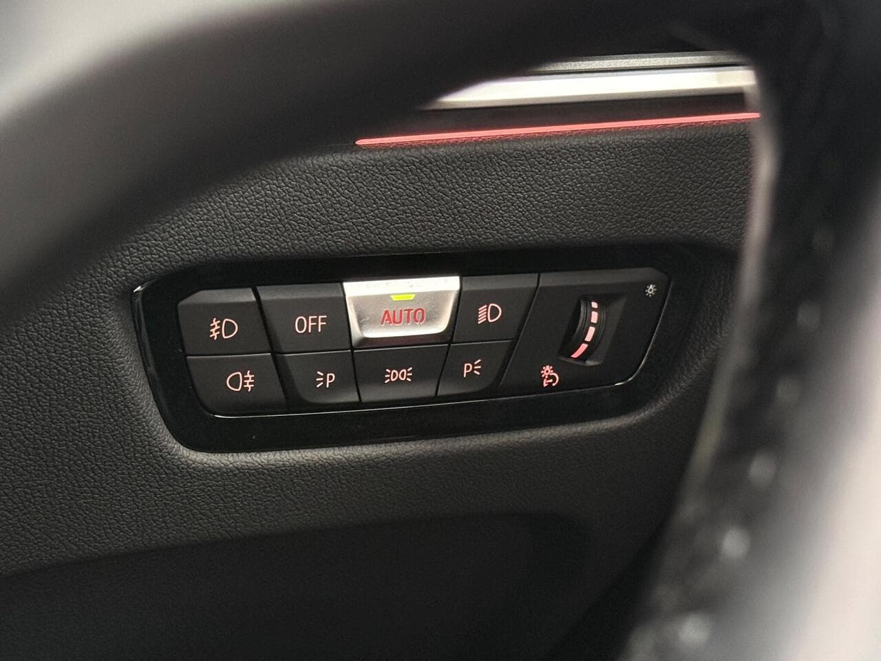 BMW 4 Series thumbnail Misc Controls