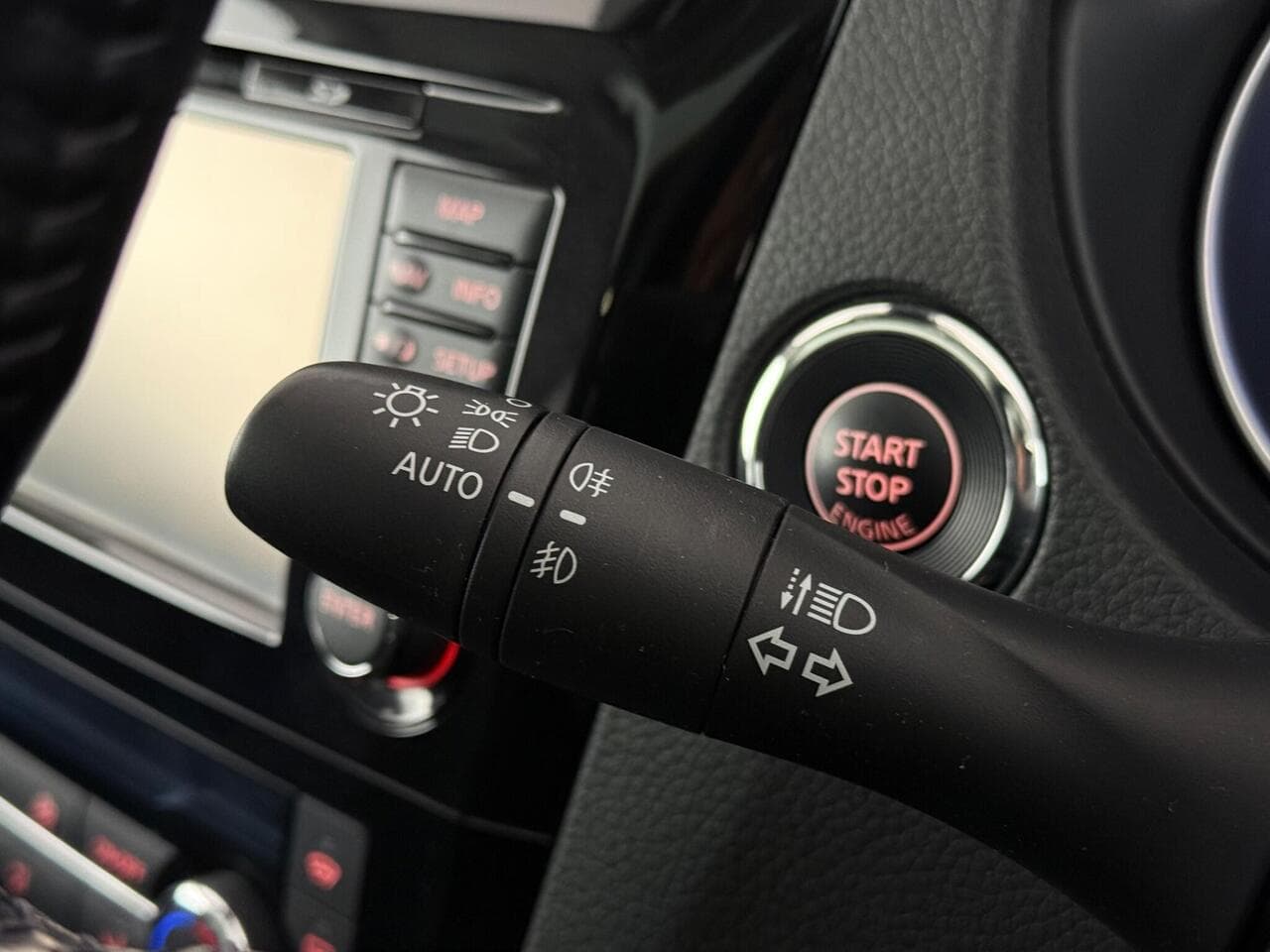 Nissan Qashqai thumbnail Misc Controls