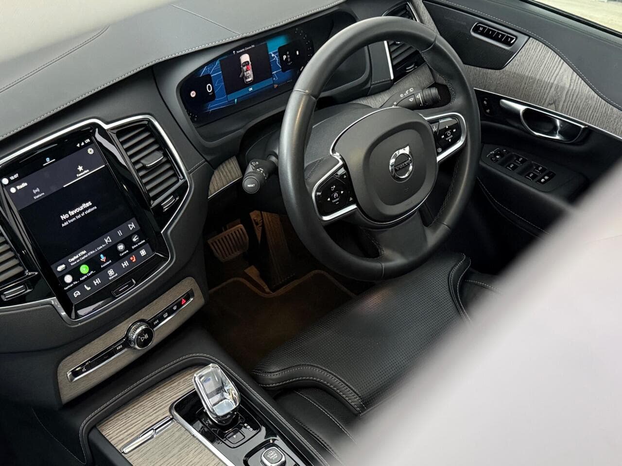 Volvo XC90 thumbnail Interior Front