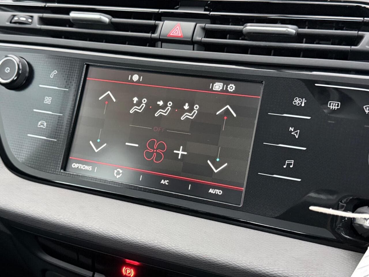 Citroen Grand C4 SpaceTourer thumbnail Infotainment System