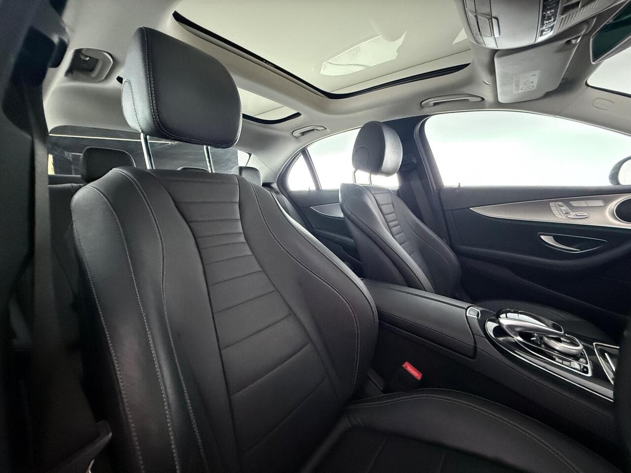 Mercedes-Benz E Class thumbnail Seat Driver