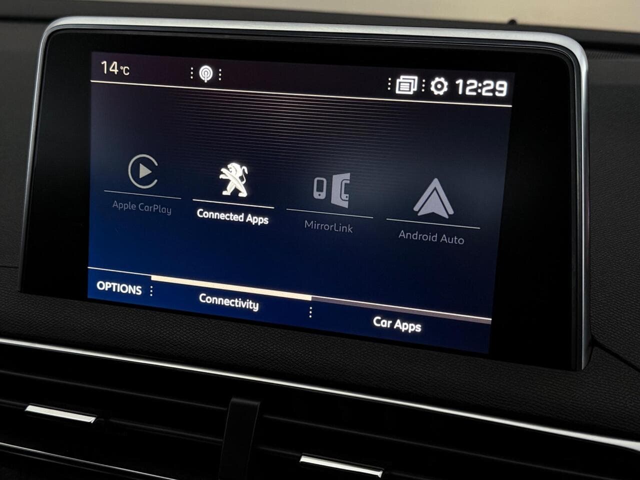 Peugeot 5008 thumbnail Infotainment System
