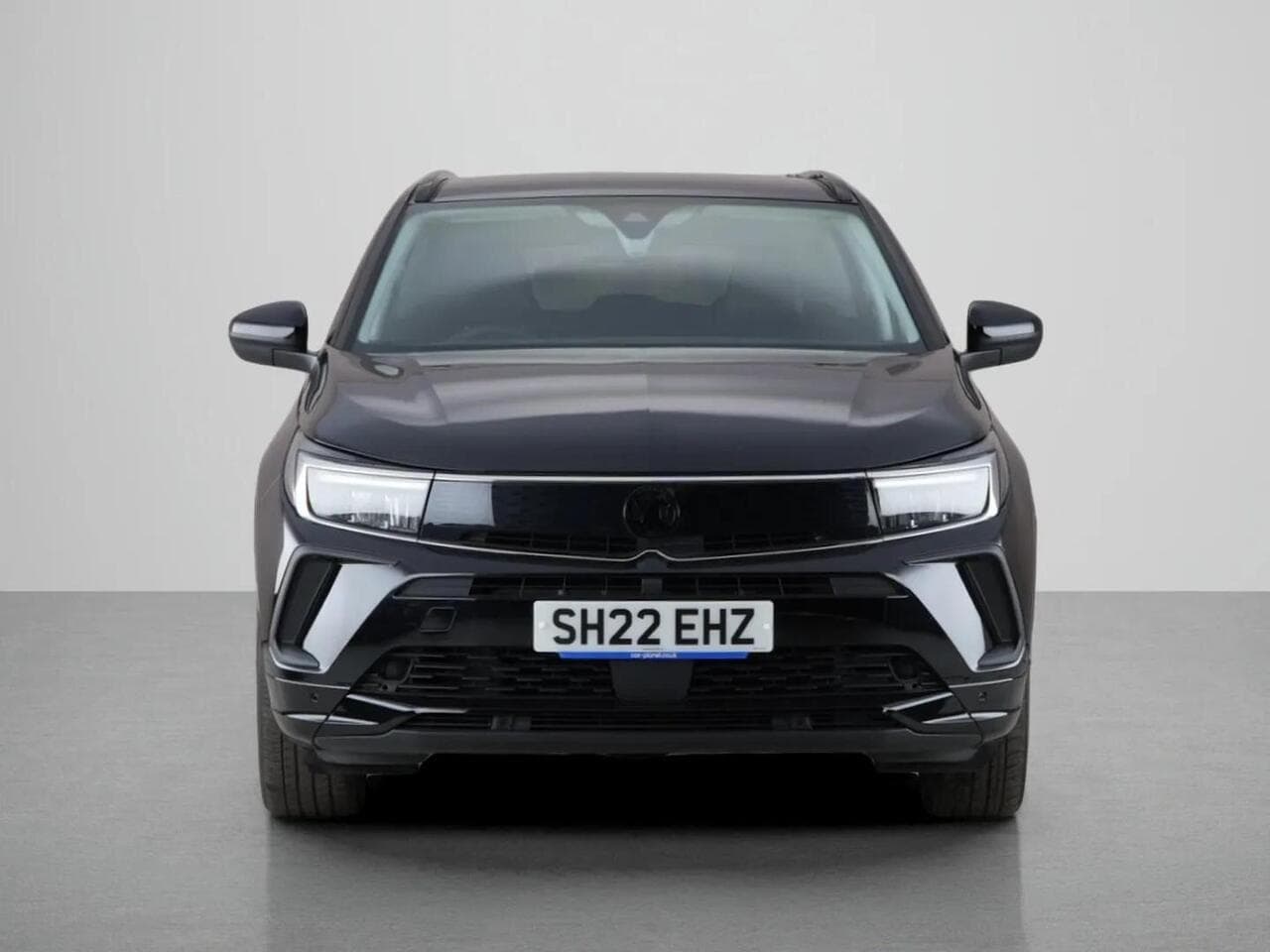 Vauxhall Grandland thumbnail Front