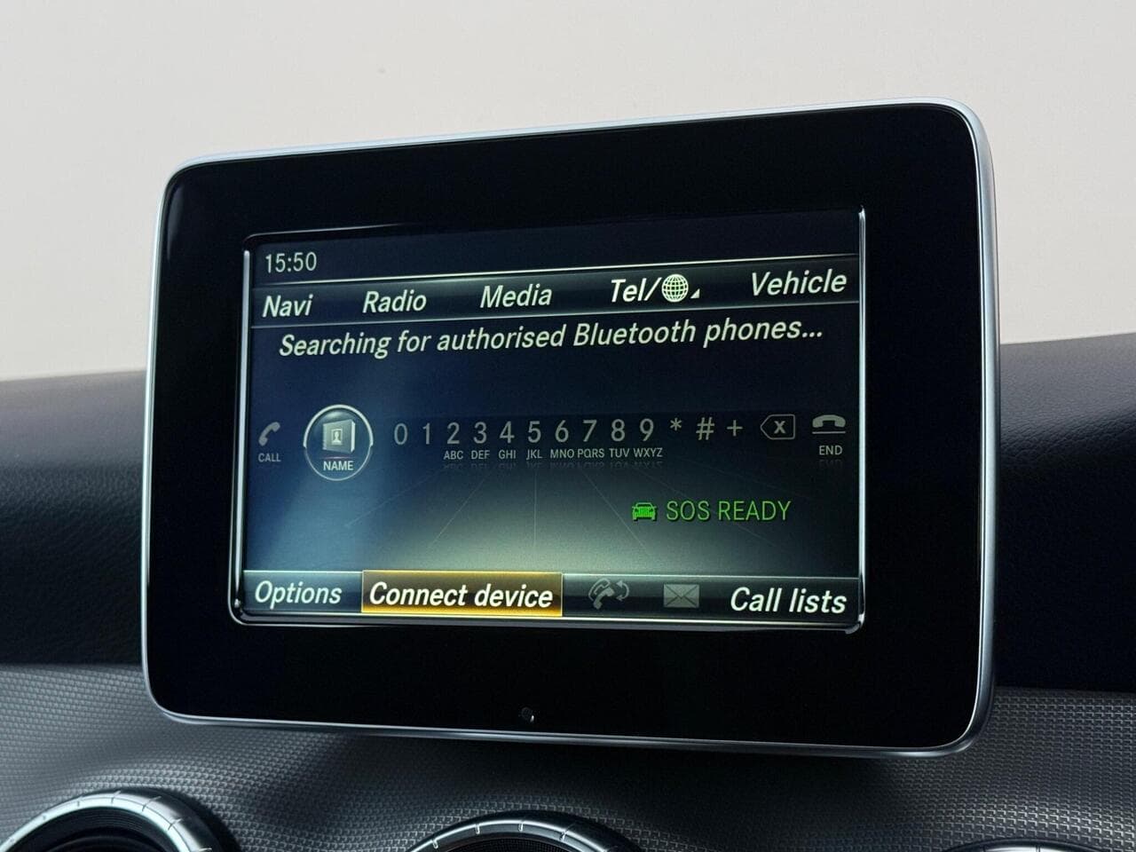 Mercedes-Benz CLA thumbnail Infotainment System