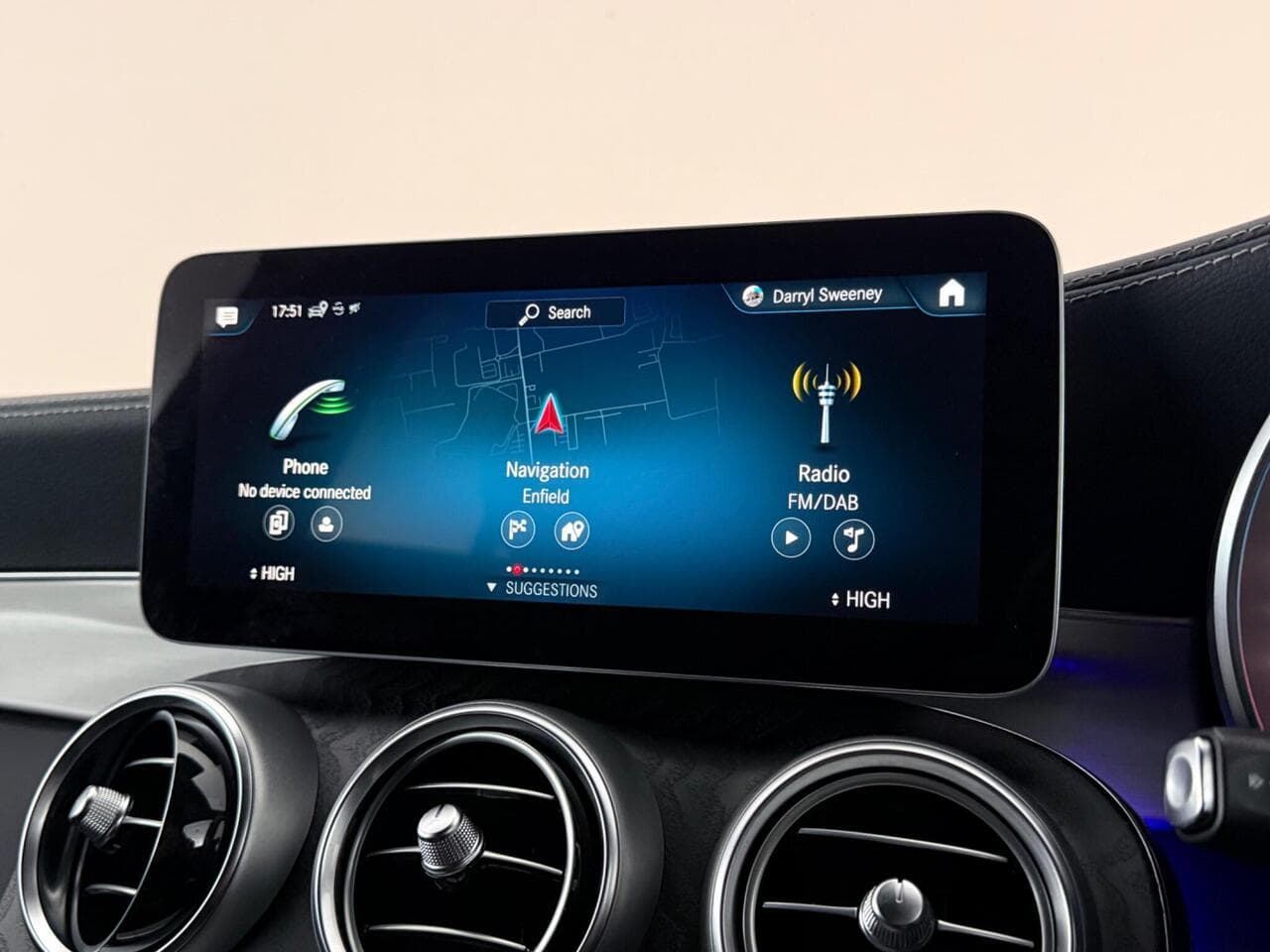 Mercedes-Benz GLC thumbnail Infotainment System