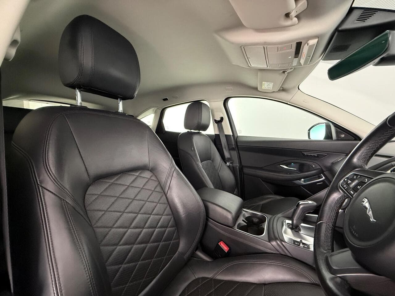 Jaguar E-PACE thumbnail Seat Driver