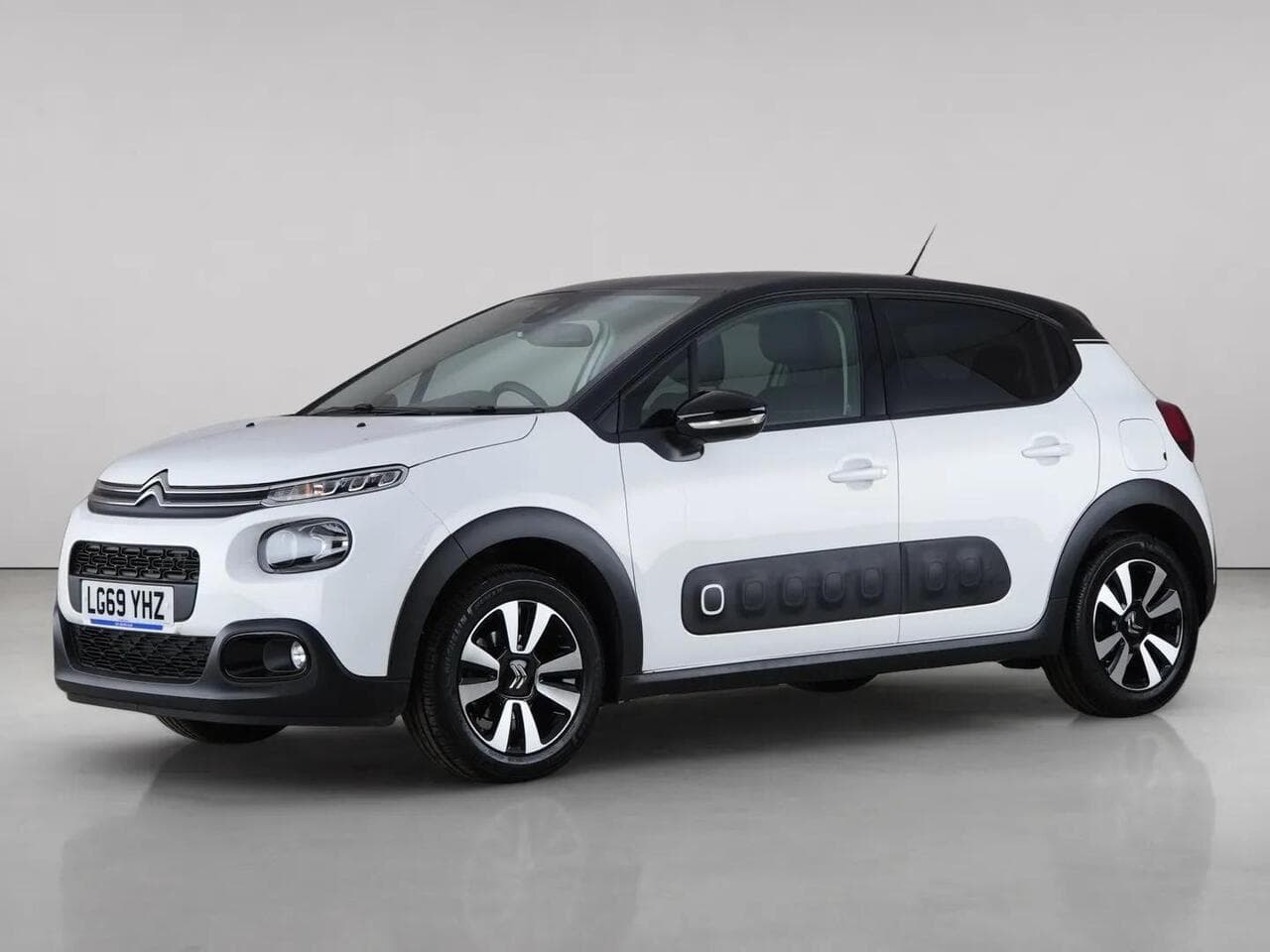 Citroen C3 thumbnail Front Left