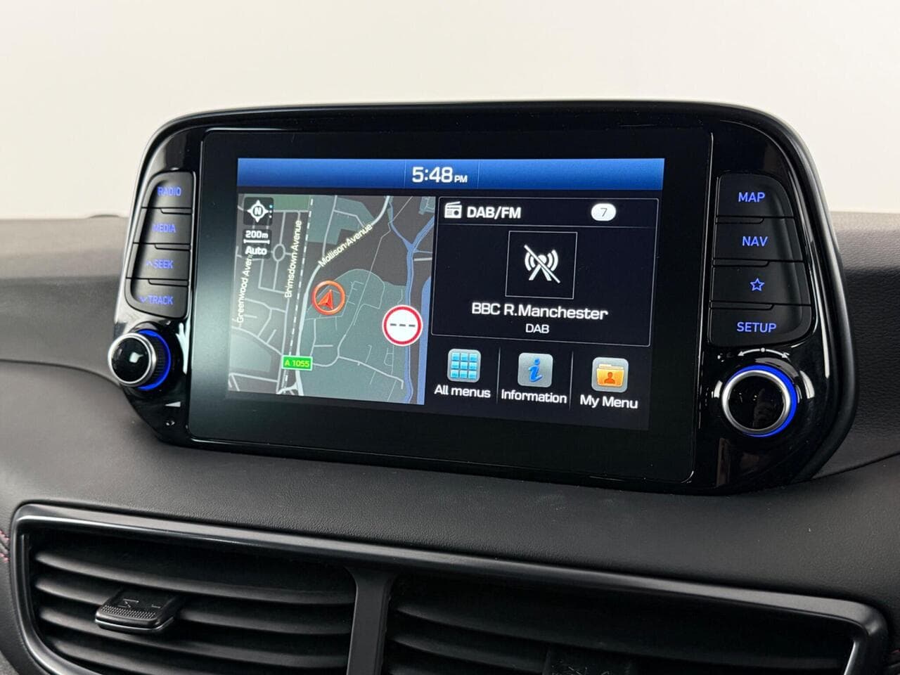 Hyundai TUCSON thumbnail Infotainment System