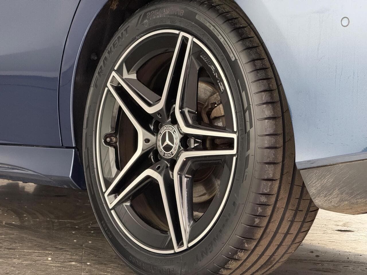 Mercedes-Benz CLA thumbnail Wheel