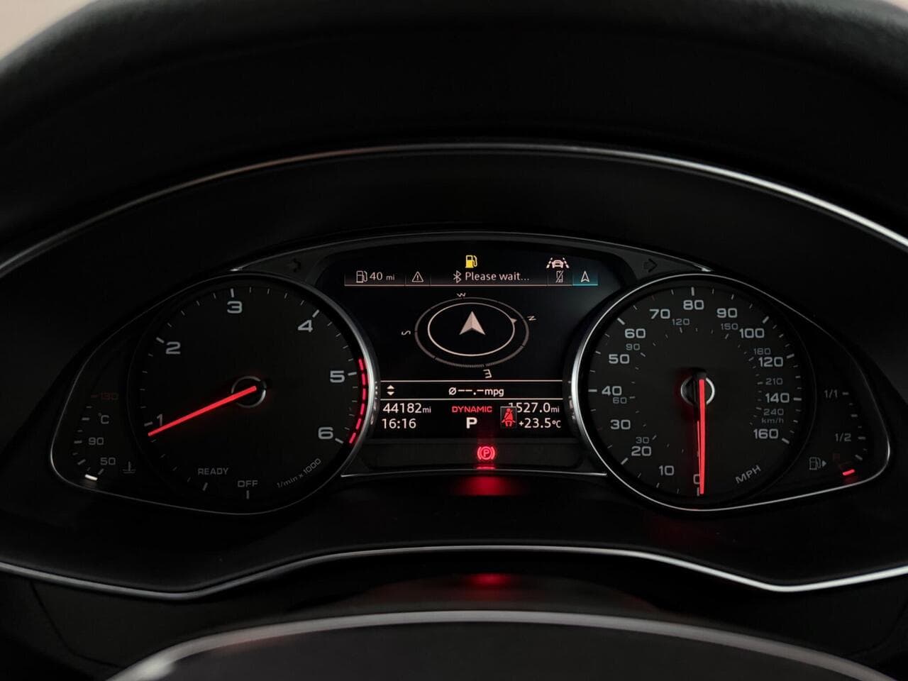 Audi A6 Saloon thumbnail Driver Instruments