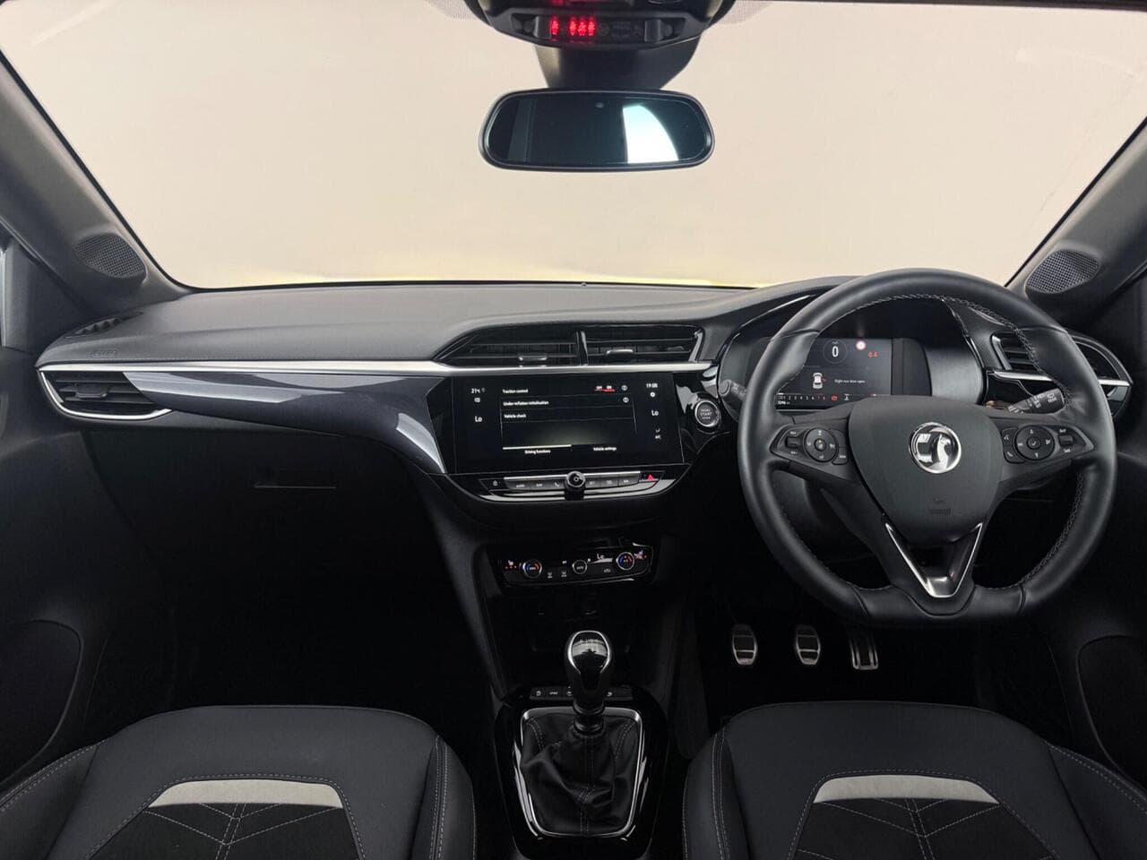 Vauxhall Corsa thumbnail Interior Front