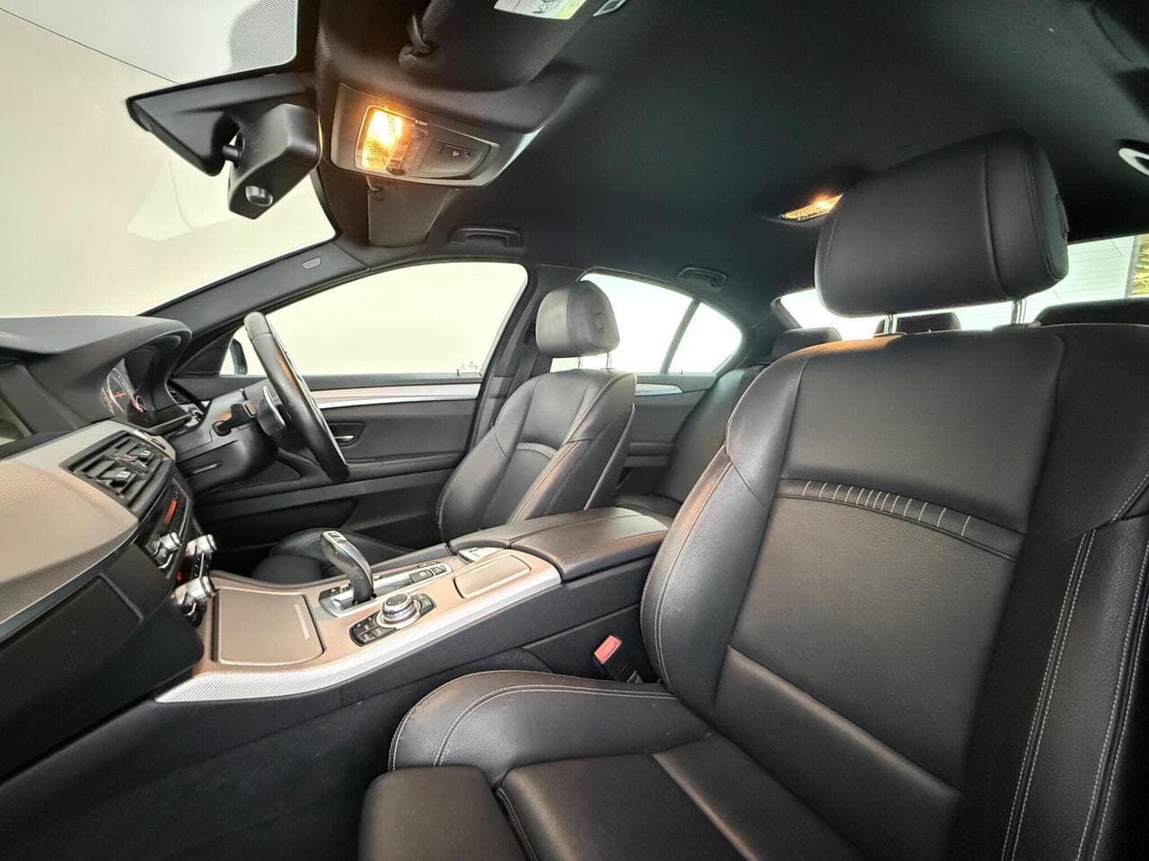 BMW 5 Series thumbnail Seat Front Passenger