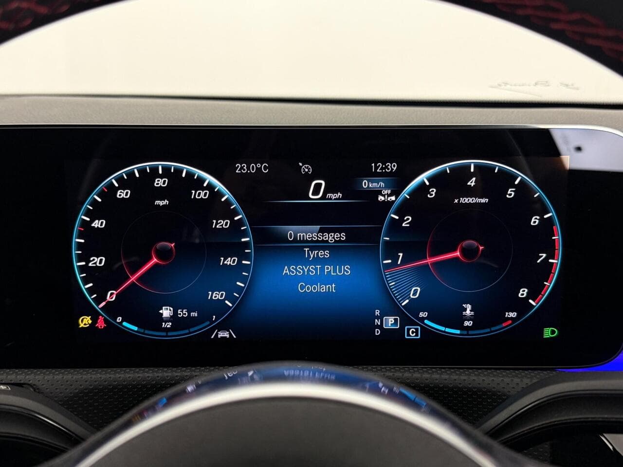 Mercedes-Benz A Class thumbnail Driver Instruments