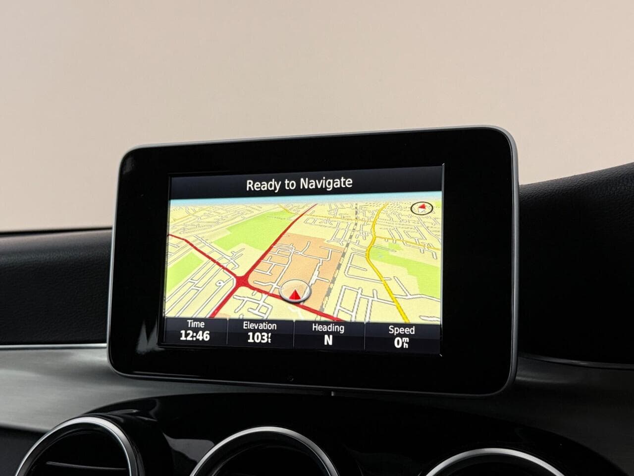 Mercedes-Benz GLC thumbnail Infotainment System
