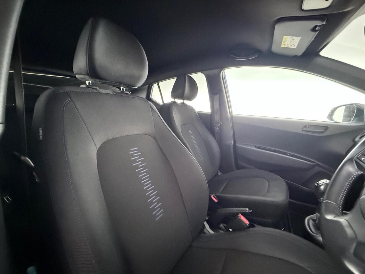 Hyundai i10 thumbnail Seat Driver
