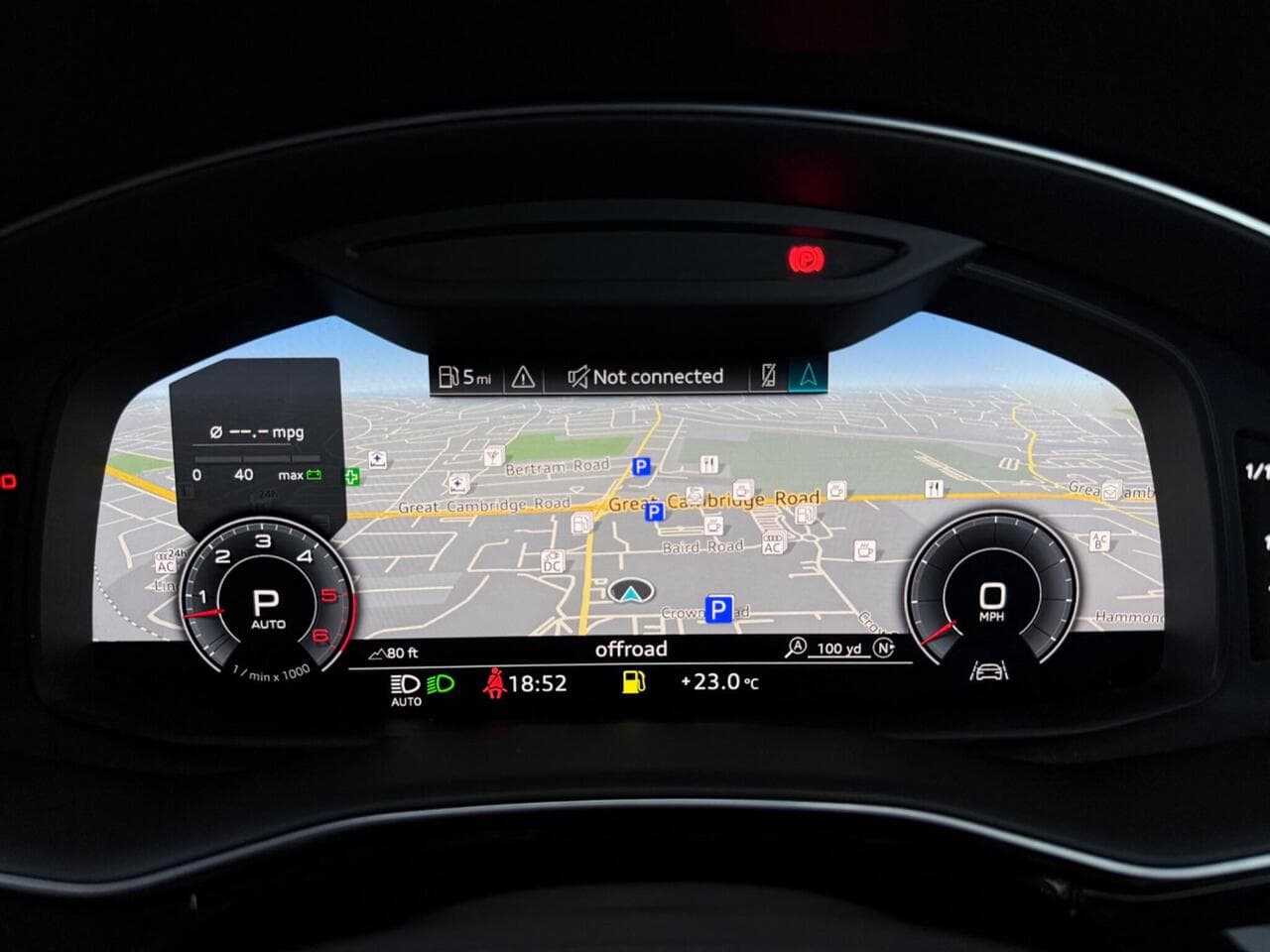 Audi Q7 thumbnail Driver Instruments