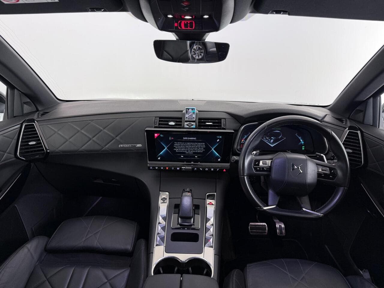 DS AUTOMOBILES DS 7 CROSSBACK thumbnail Interior Front